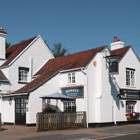 Monkey Brewhouse Hotel Lymington Eksteriør billede